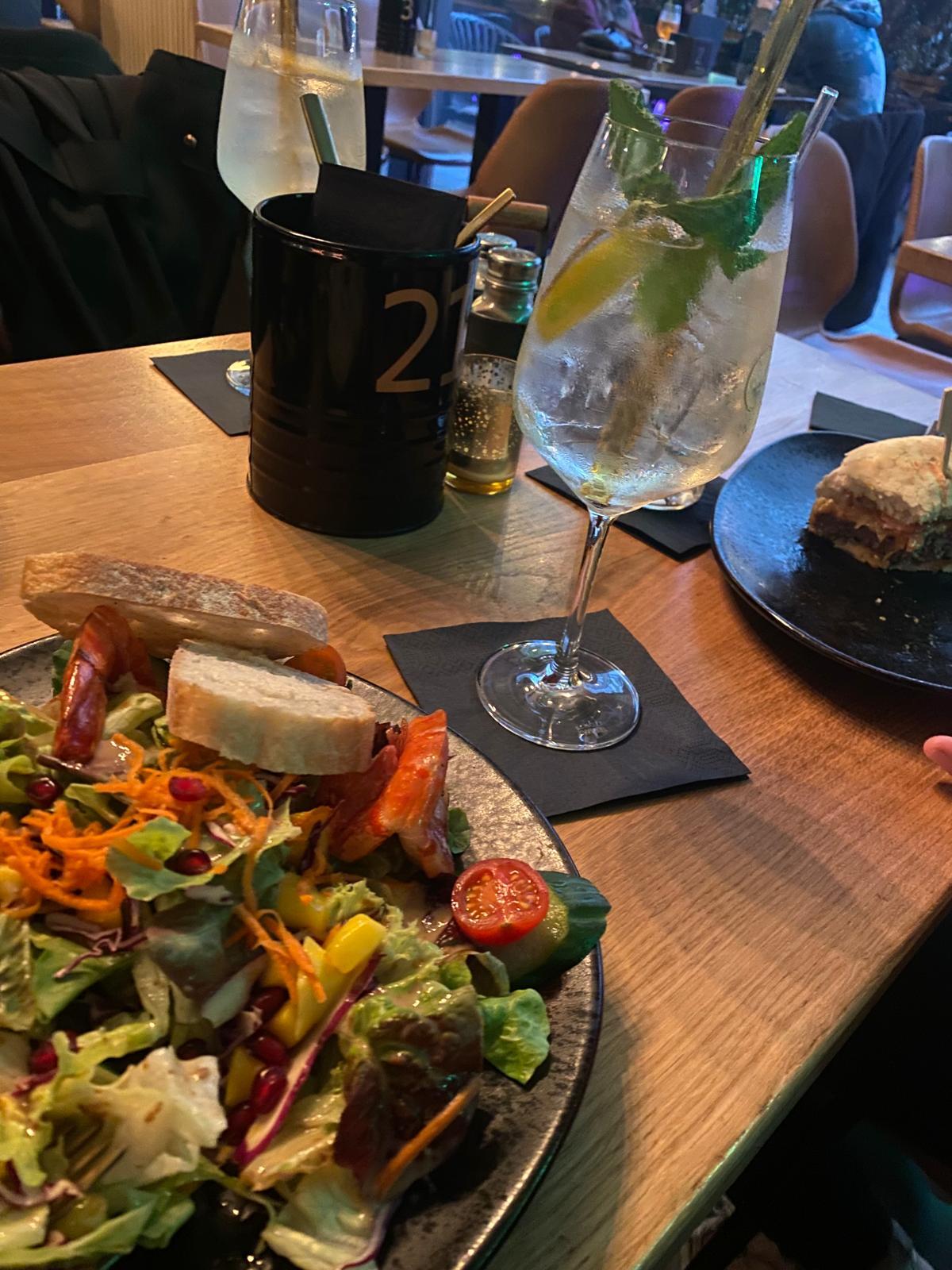 Garnelensalat mit Cocktail