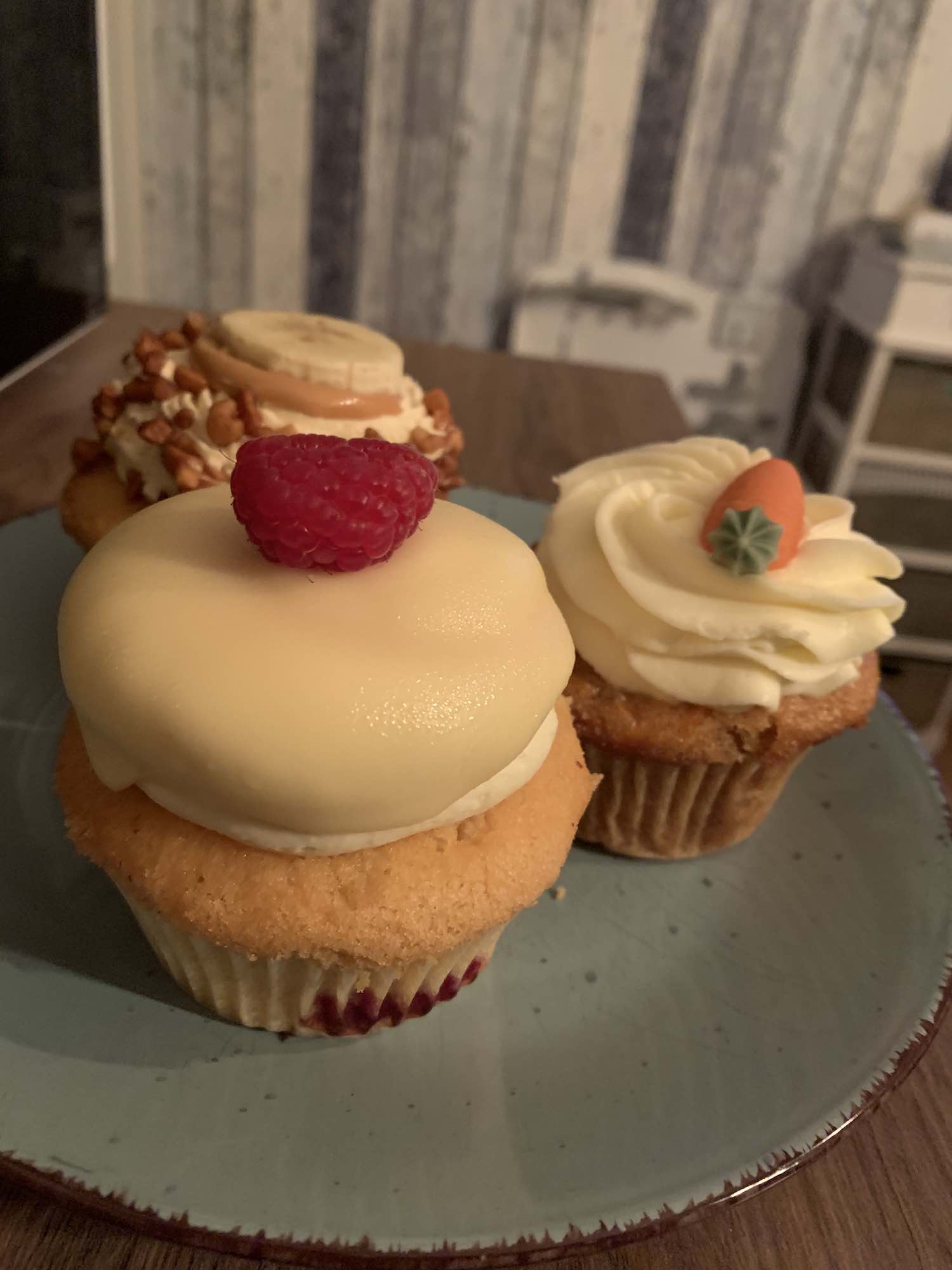 Cupcakes auf Teller
