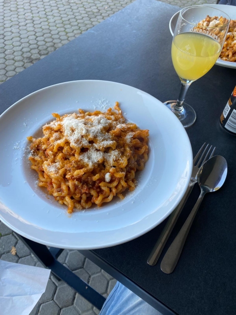 Mittagsgericht im Il Mercato